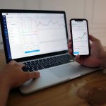 S&P 500 ateities sandoriai kyla po rinkos nuosmukio dėl recesijos baimių